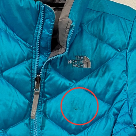The North Face Blue Kids Puffer Jacket size 18 EUC - Picture 5 of 5